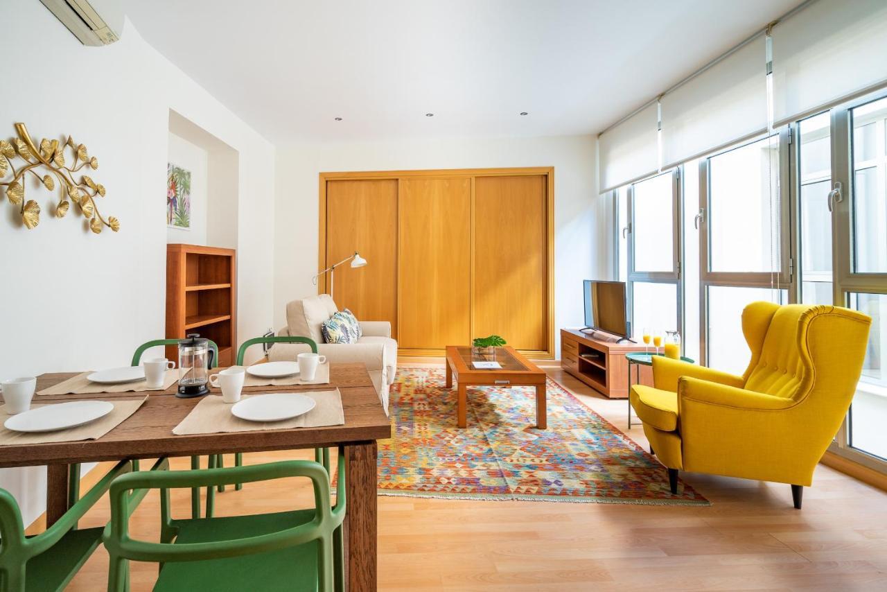 Homeabout Fresca Apartment II Малага Экстерьер фото